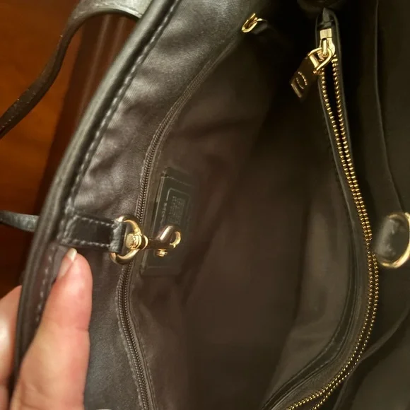 Coach Black and Brown Tote Bag - Picture 7 of 10